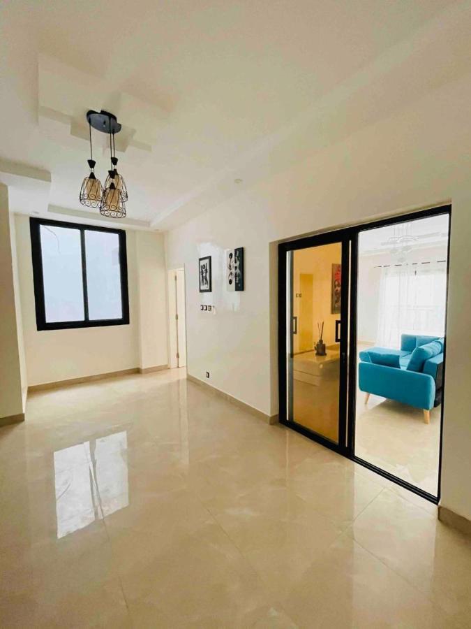 Room In Apartment - Quiet Room In Residence No69 达喀尔 外观 照片
