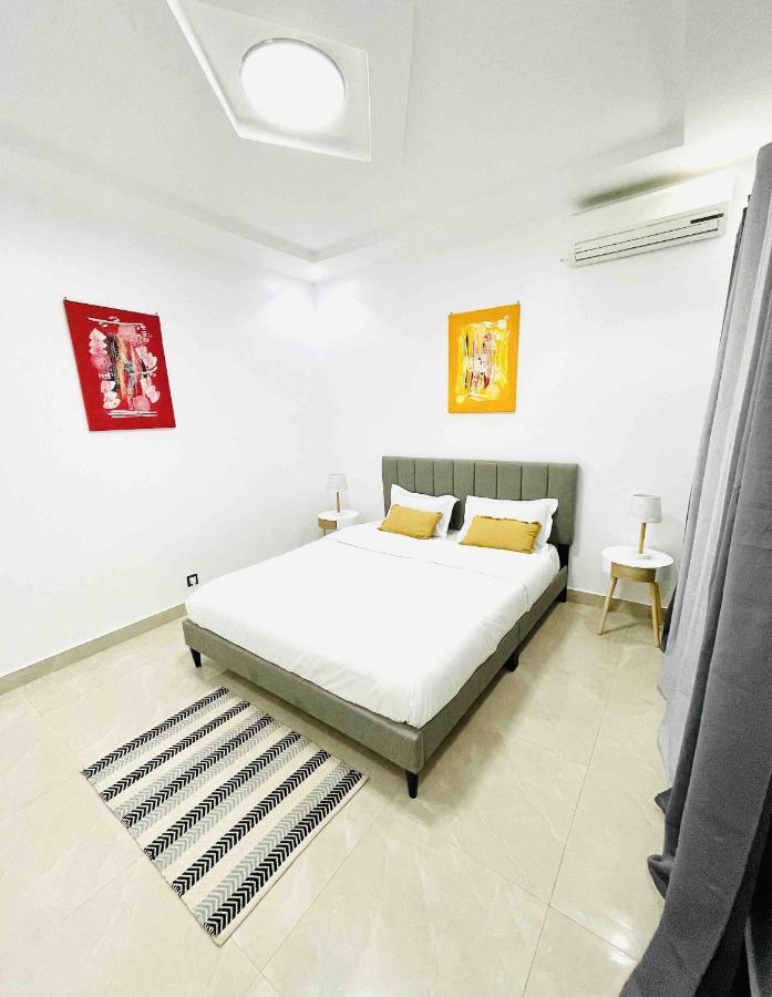 Room In Apartment - Quiet Room In Residence No69 达喀尔 外观 照片